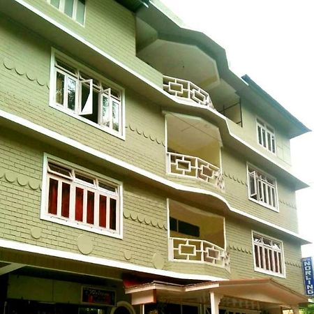 Norling Retreat Hotel Pelling Bagian luar foto