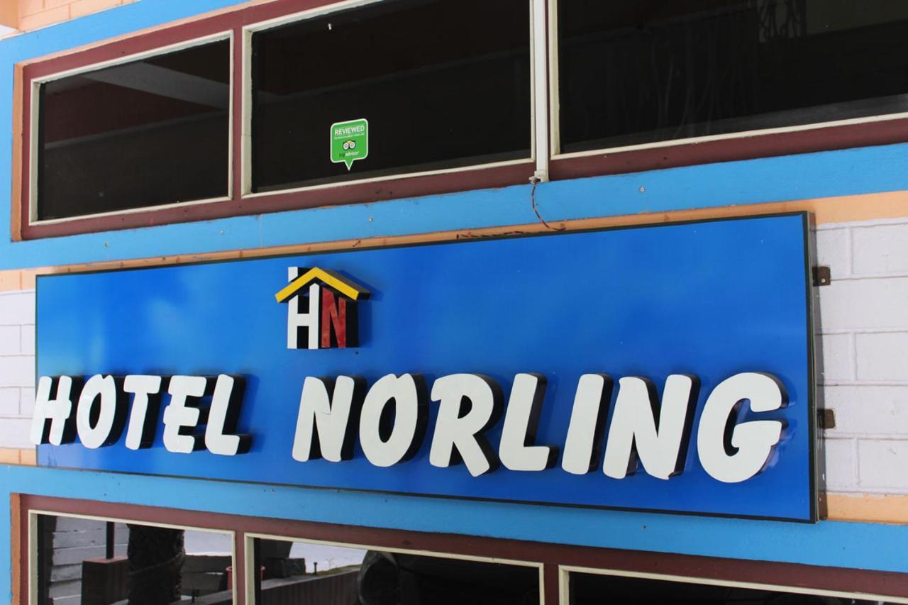 Norling Retreat Hotel Pelling Bagian luar foto